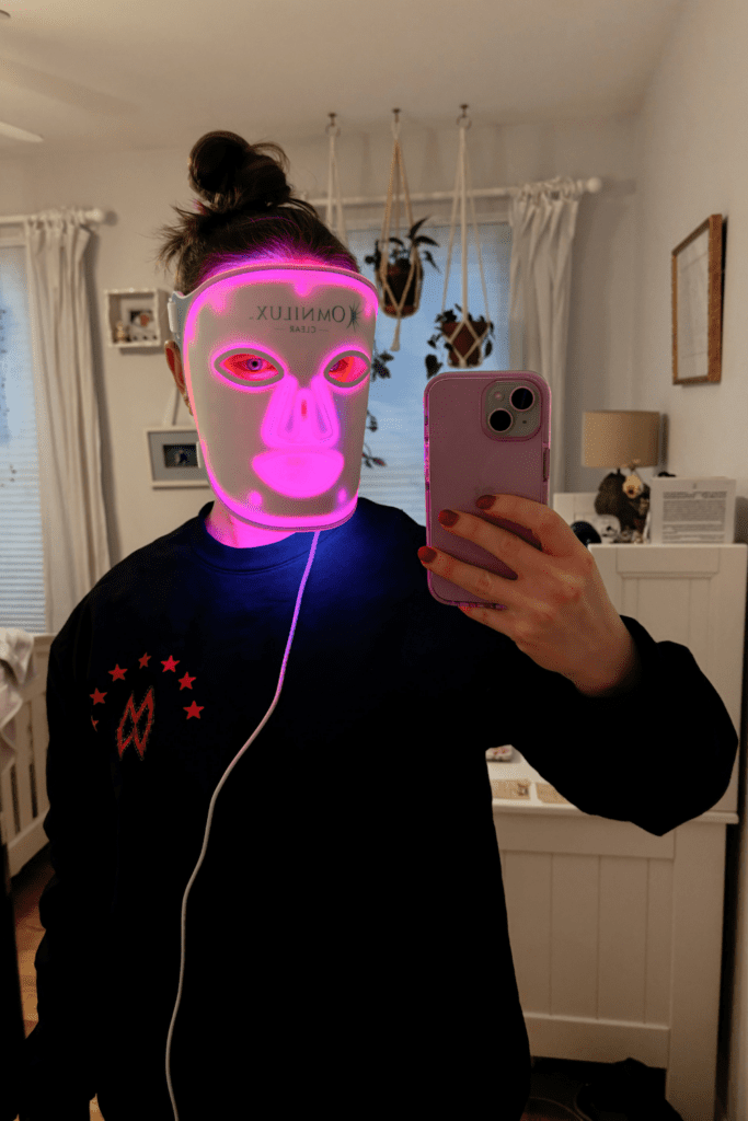 does at home led light therapy work