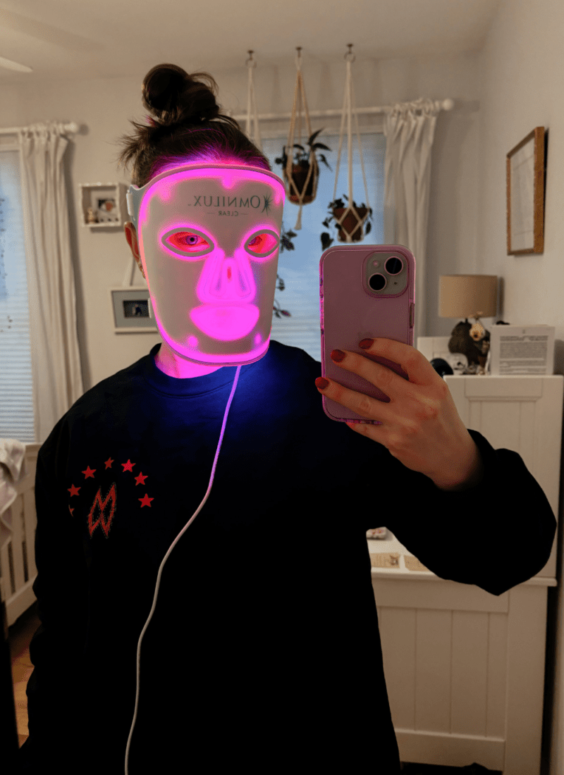 does at home led light therapy work